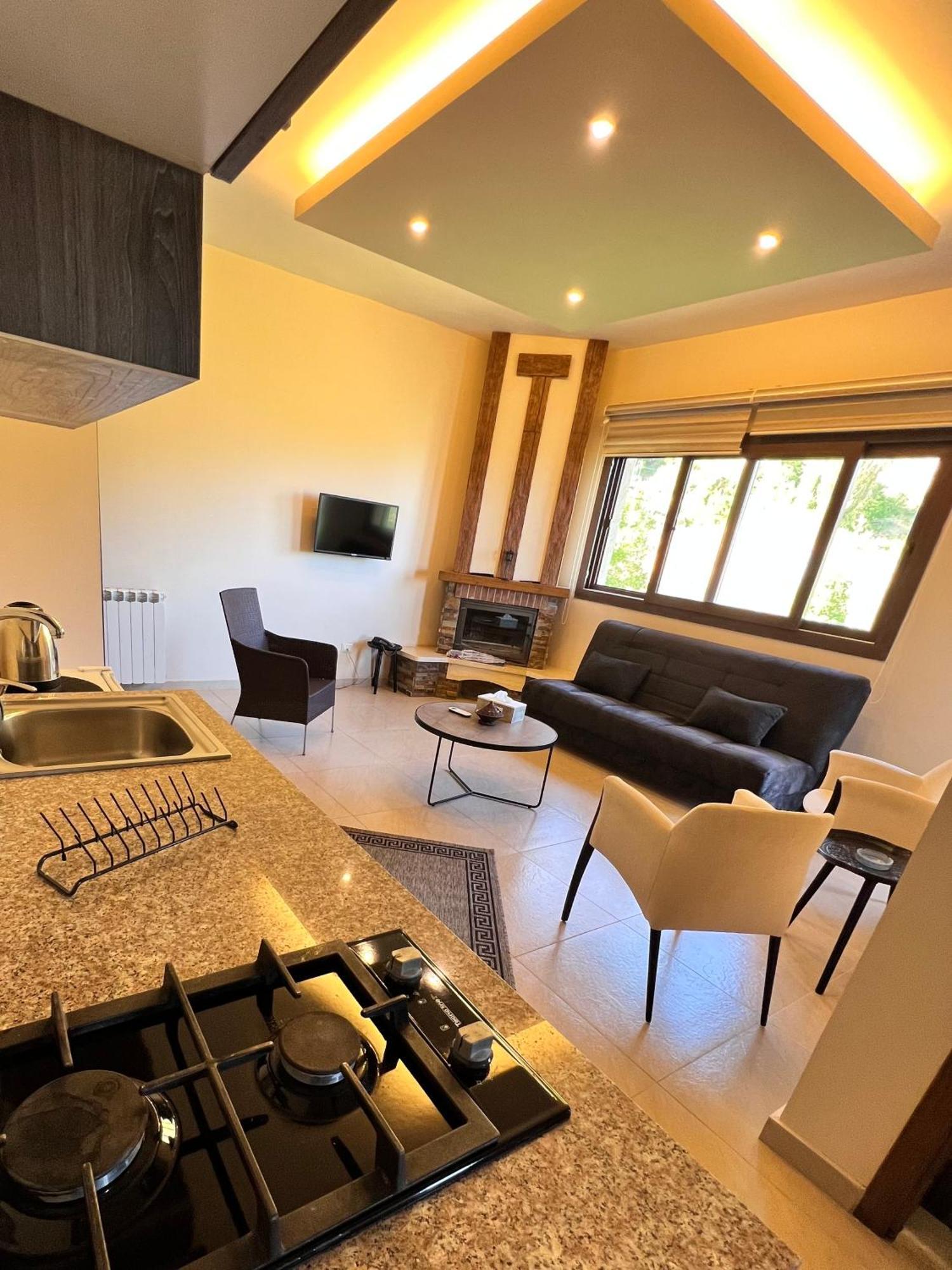 Austria Luxury Apartments, Faraya Hotel Exterior photo