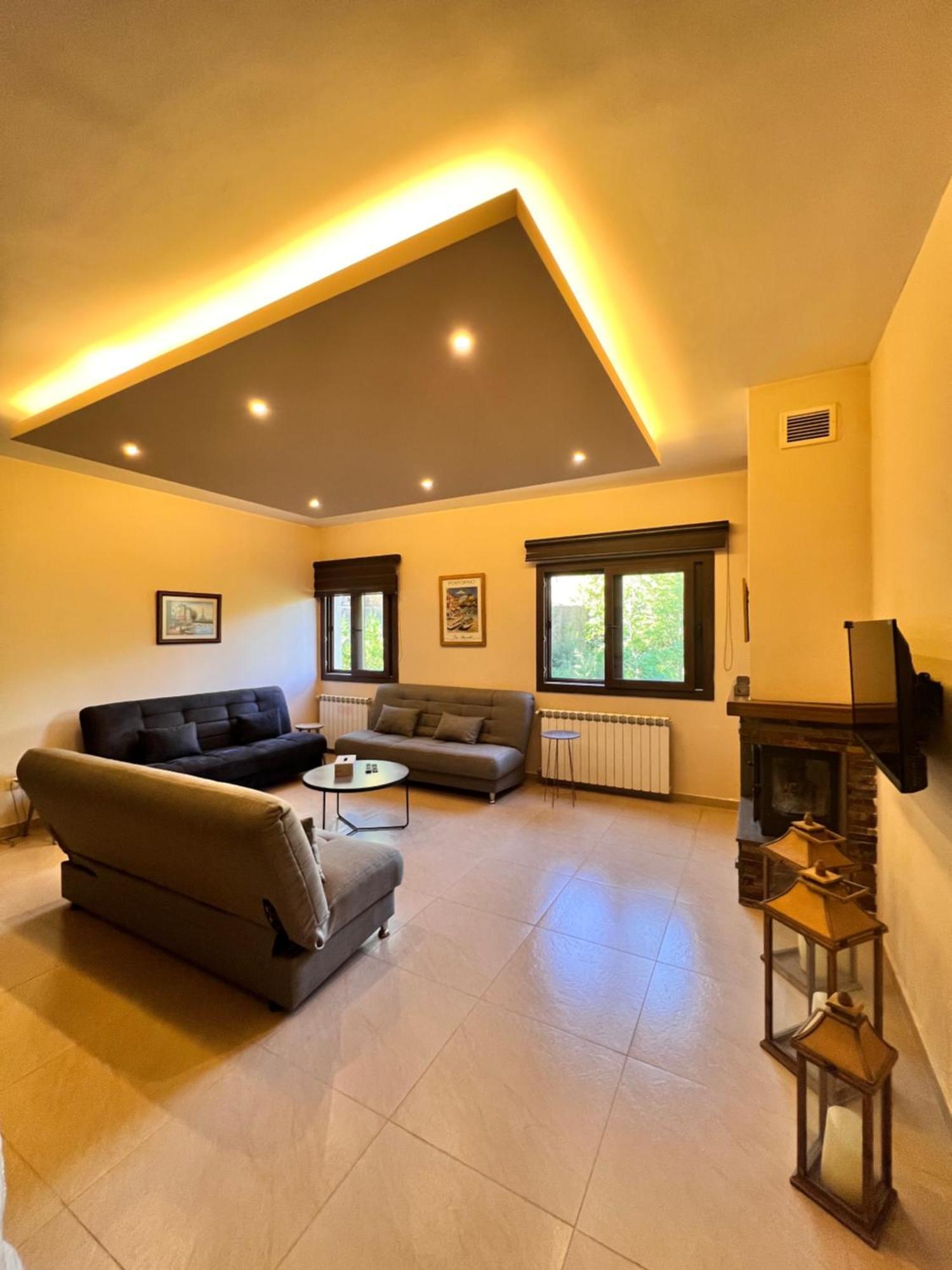 Austria Luxury Apartments, Faraya Hotel Exterior photo