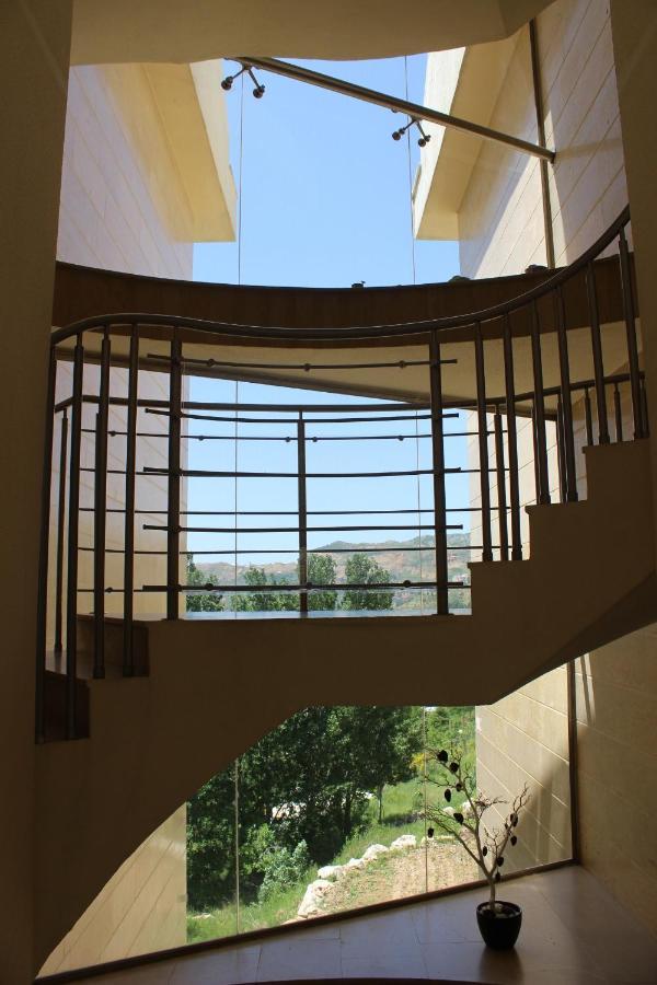 Austria Luxury Apartments, Faraya Hotel Exterior photo